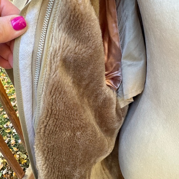 Westchester Classic Men's Rain/Trench Coat 46R Beige Removable Faux Fur Liner - Picture 6 of 13